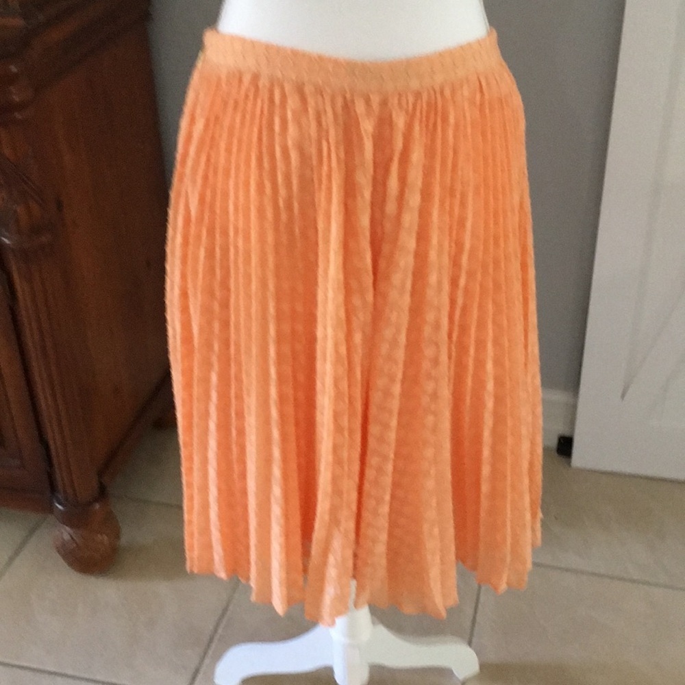 Karl Lagerfeld skirt. - Picture 3 of 6